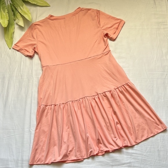 Casual Short Sleeve Crewneck Swing Flowy Tiered Dress with Pockets - Picture 8 of 10